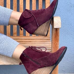 Diba Blake Suede leather 3.5"inch Wedge Zip Bootie Burgundy Womens Size7